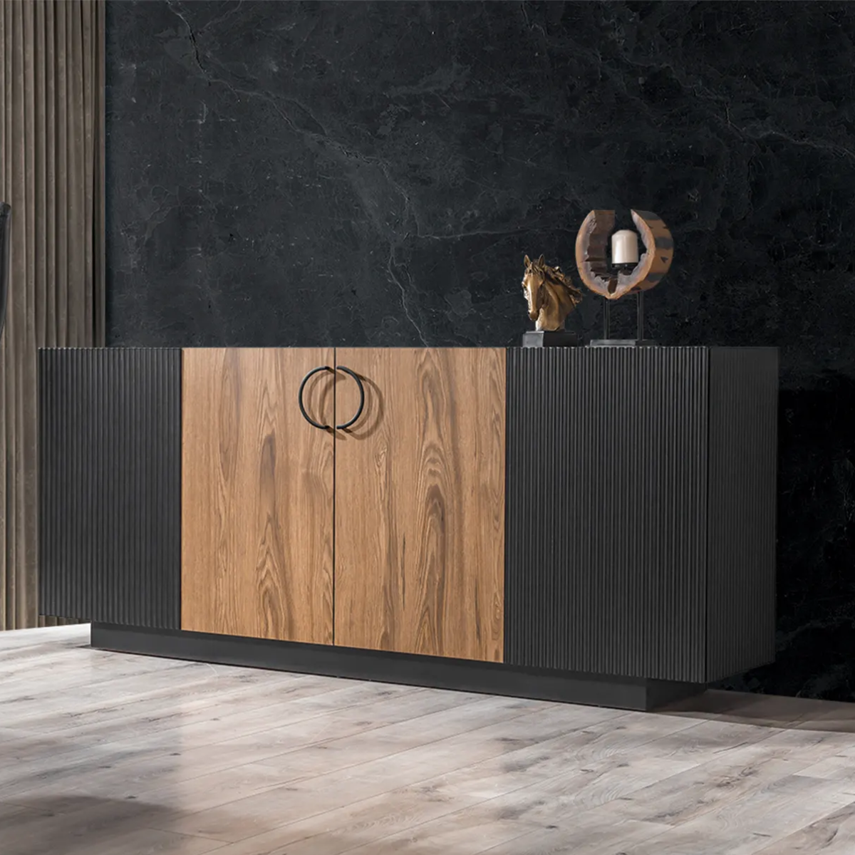 Birou managerial, Alfa Ud