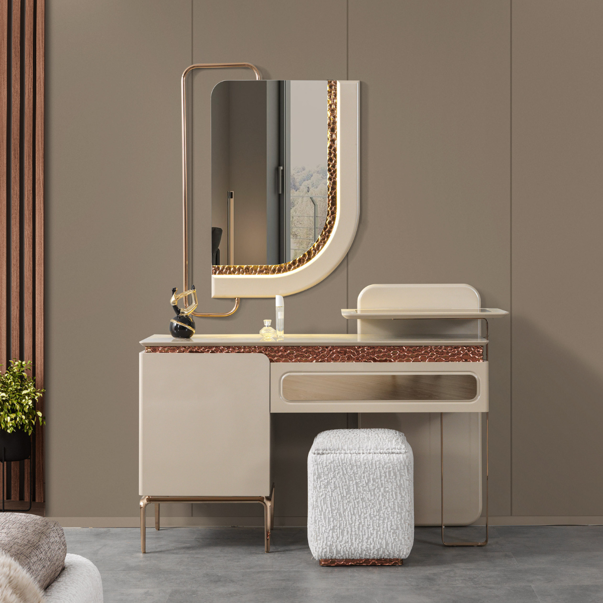 Dormitor de lux, Atlas