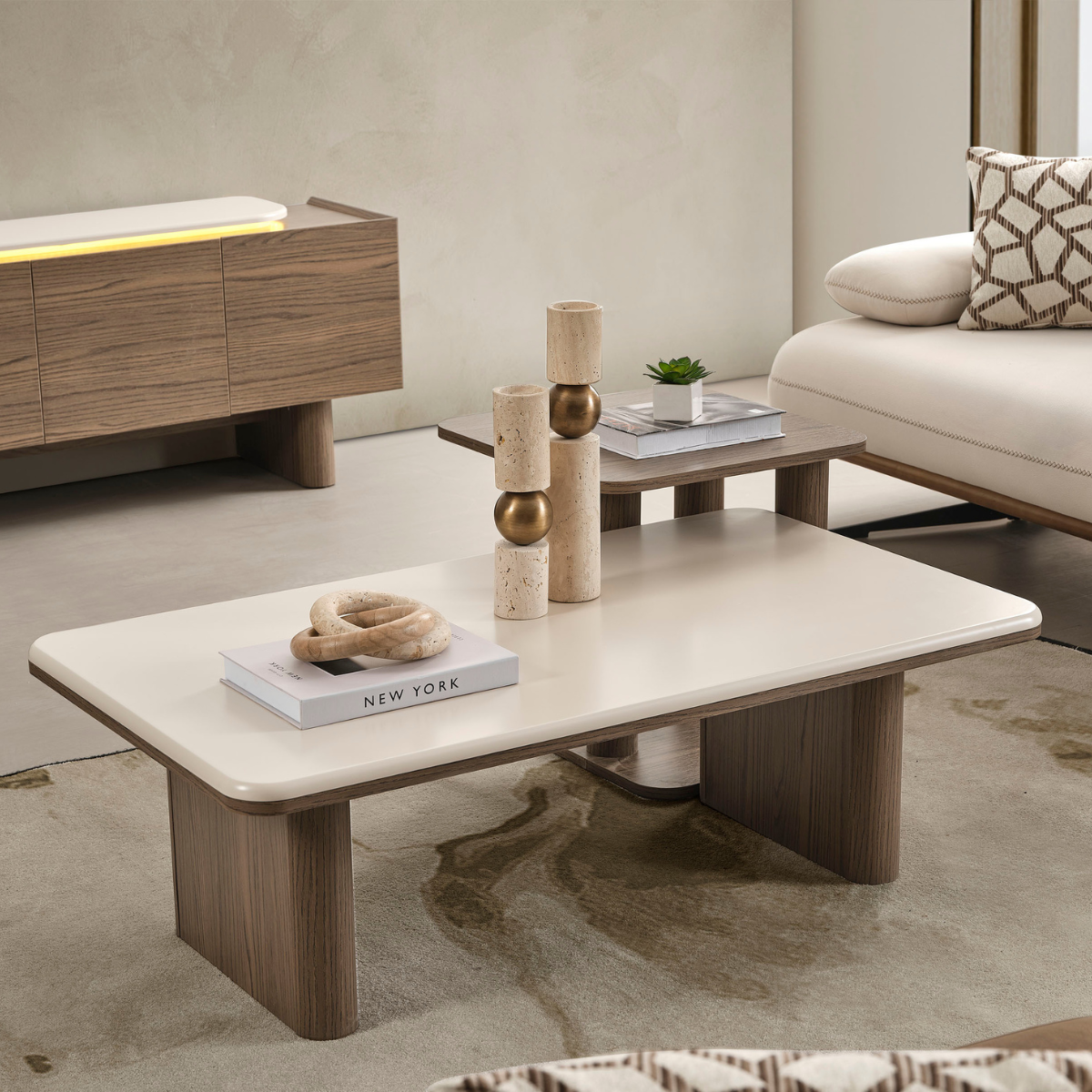 Set Masute de Cafea, Liva