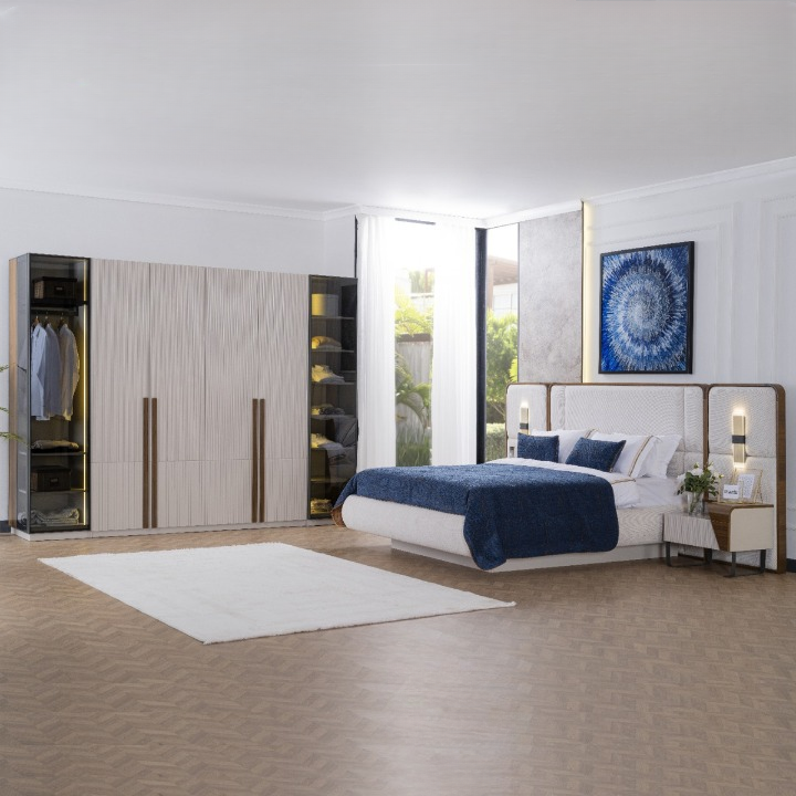 Pat Tapitat De Lux Cu Noptiere, Lisa