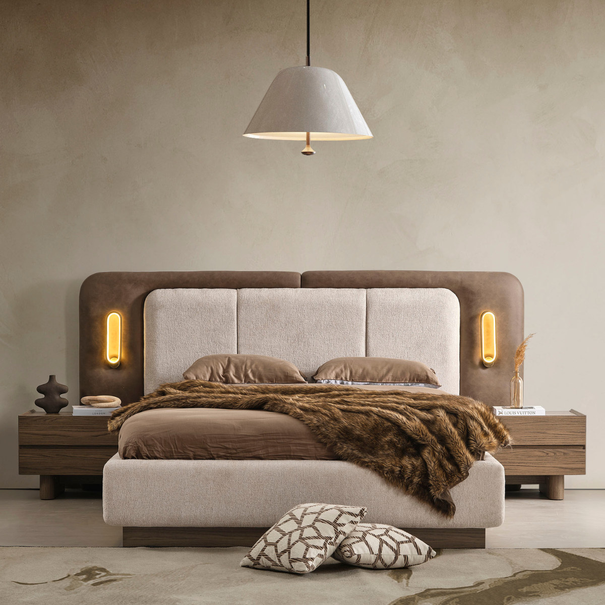 Pat Tapitat Modern, Liva