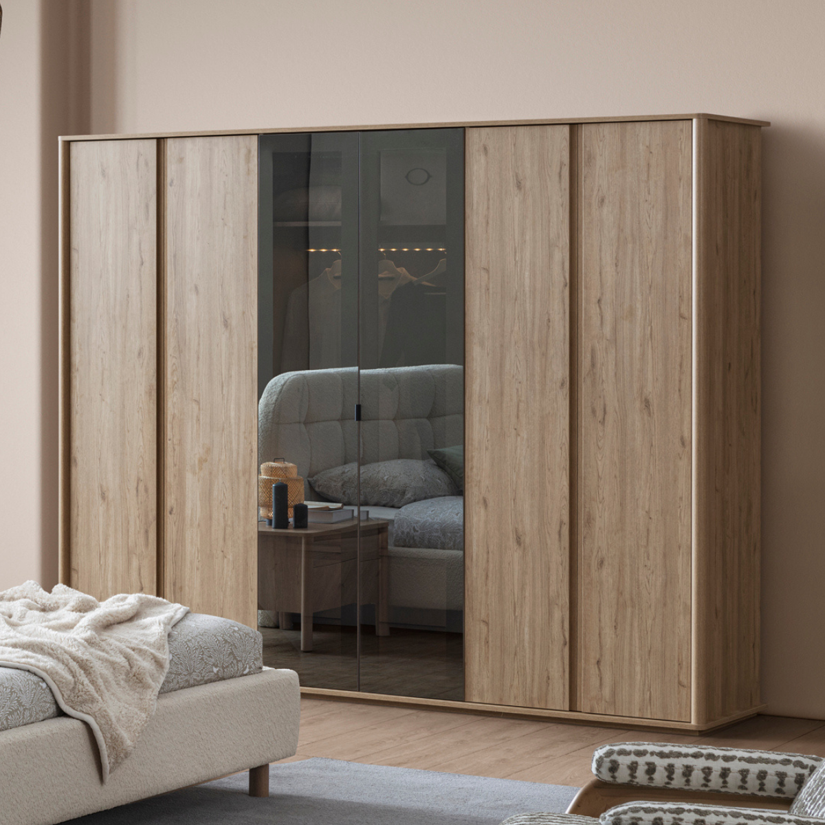 Dormitor Modern, Mona