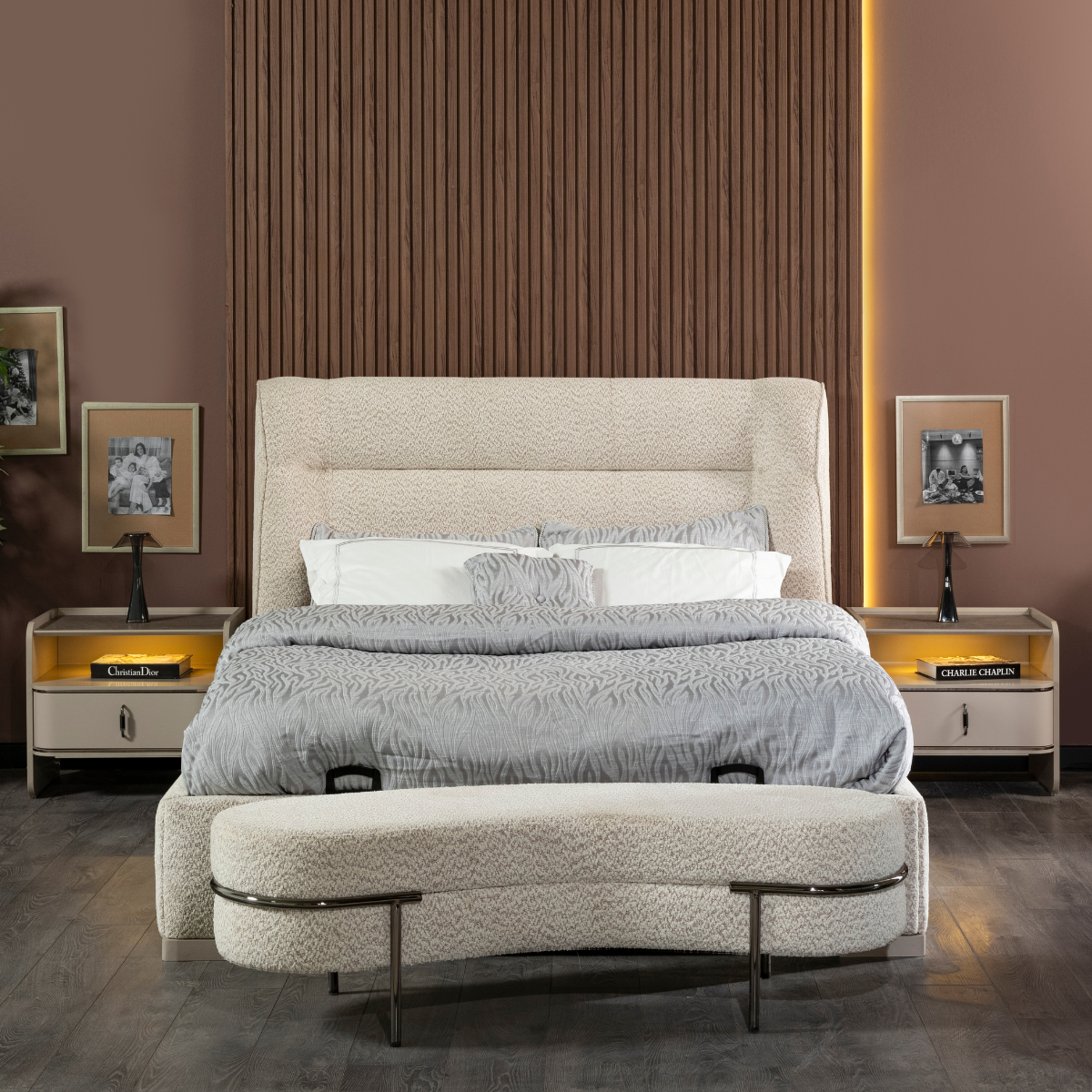 Pat tapitat modern, Paris