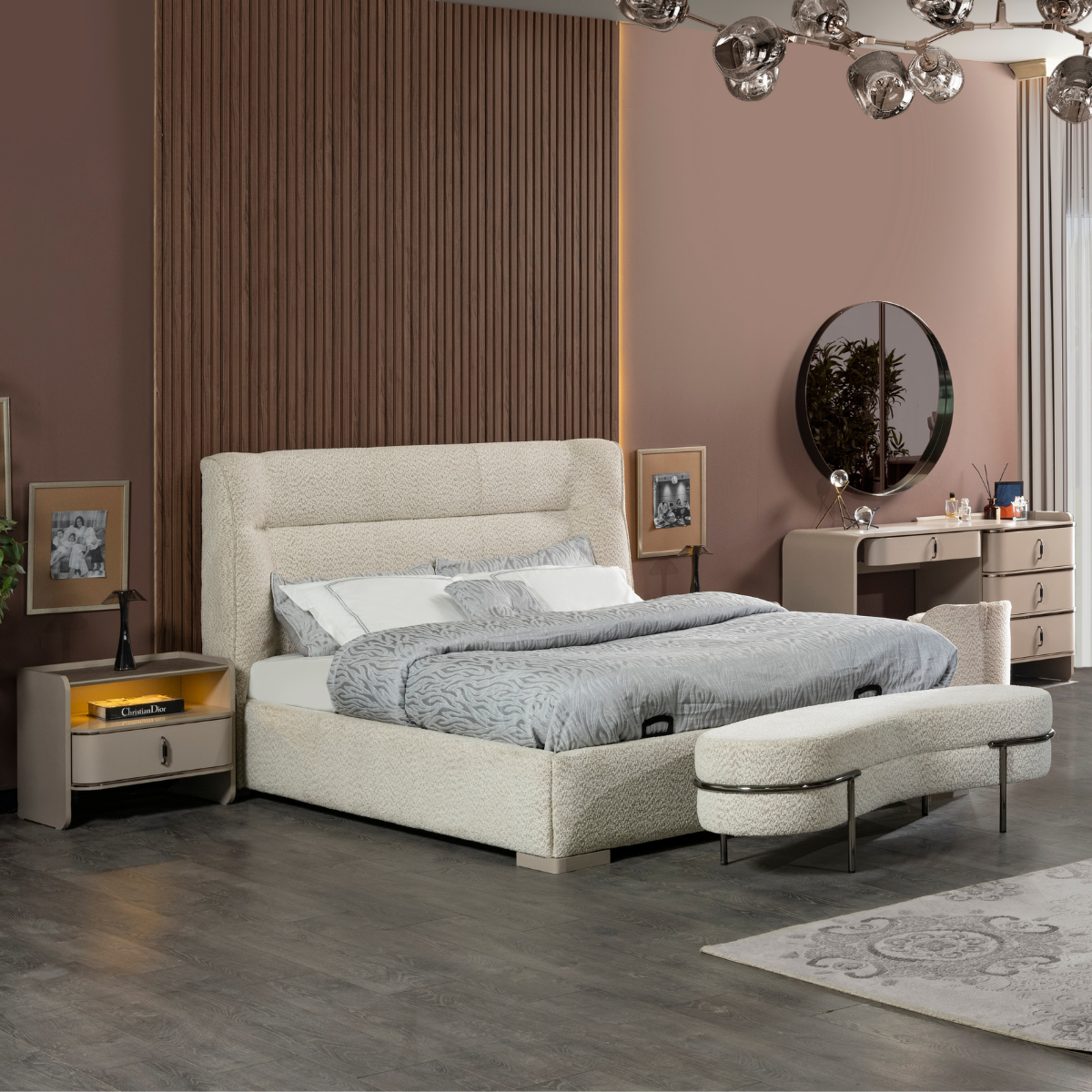 Pat tapitat modern, Paris