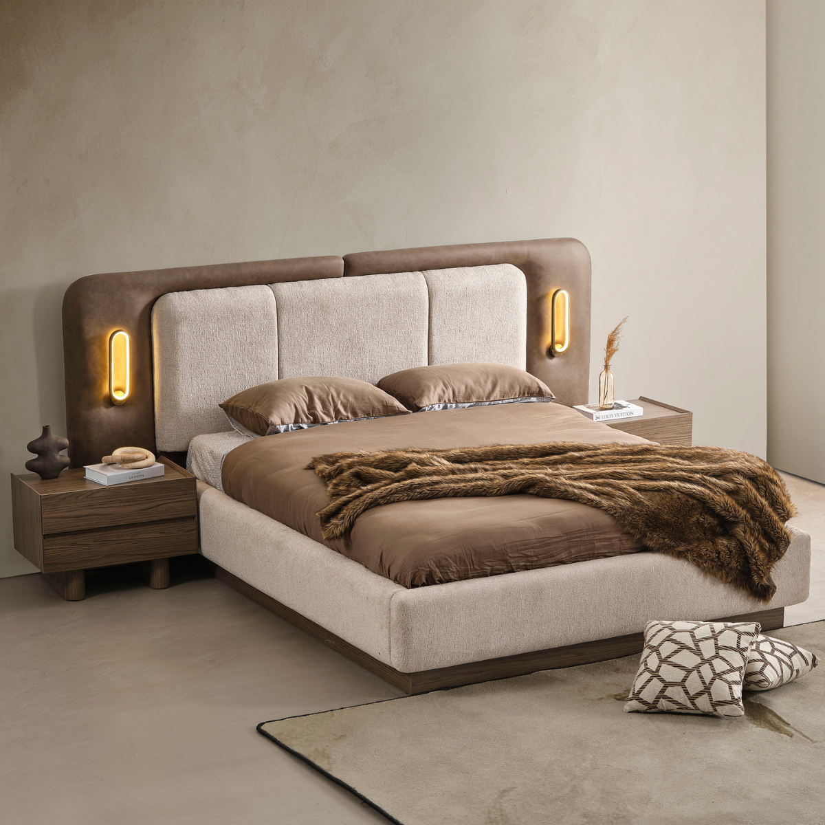 Pat Tapitat Modern, Liva