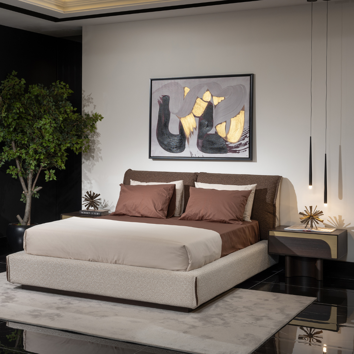 Pat Tapitat Modern, Marco