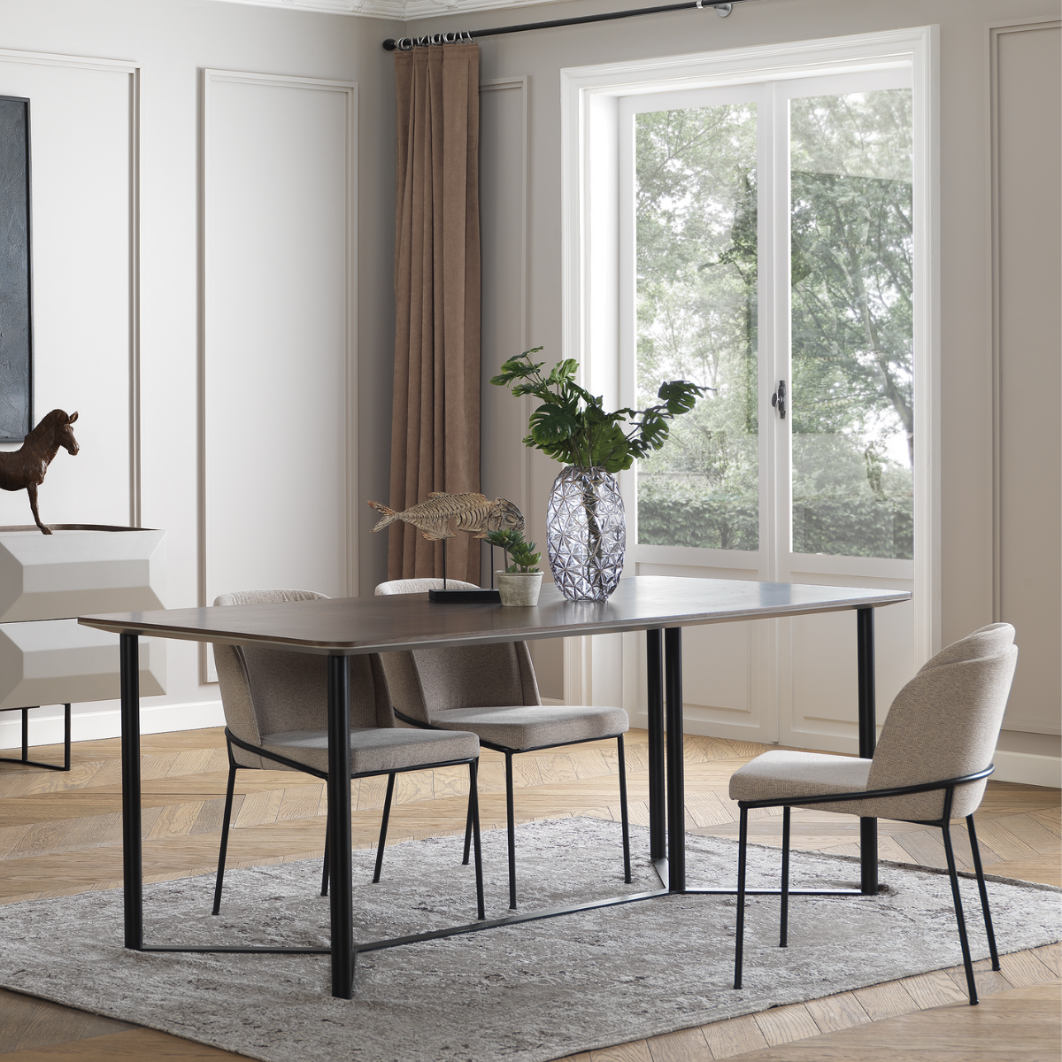 Colectia Moderna de Dining si Living, Truva